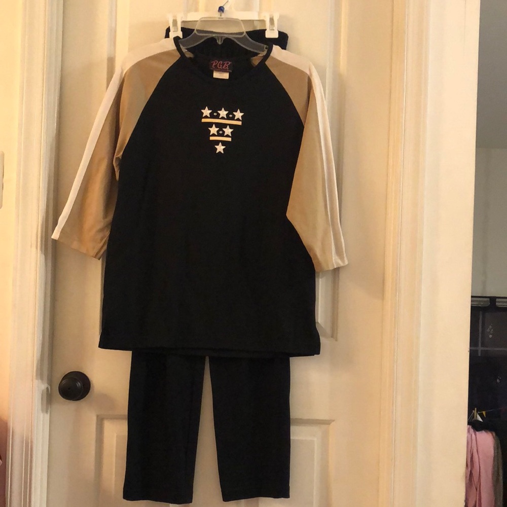 Vintage PGB Black and Tan Star Logo Outfit